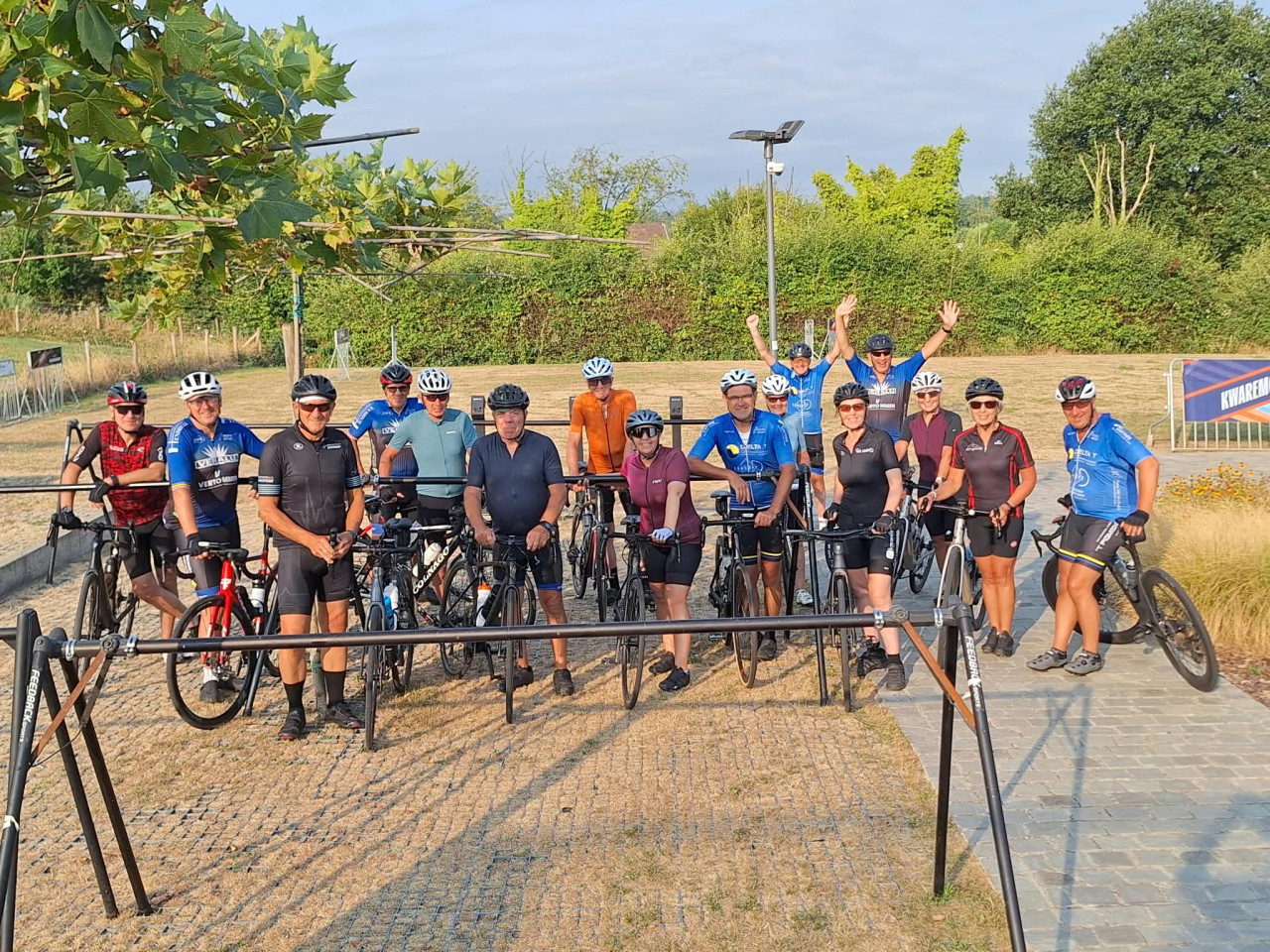 Fietsers van WTC Putte Aktief tijdens een clubrit